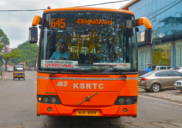 ksrtc-low-floor-volvo-bus-ernakulam