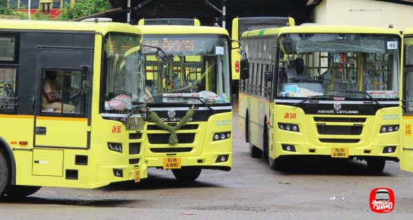 kurtc-ashok-leyland-low-floor-buses-kerala