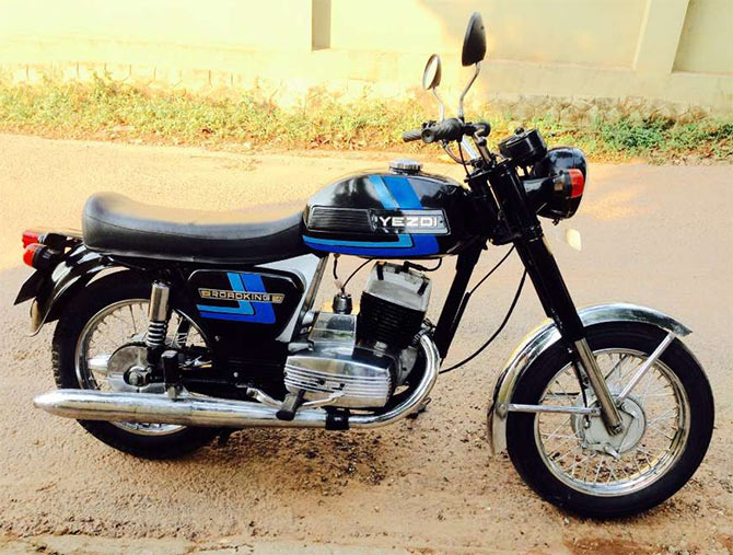 Old two clearance wheeler bike